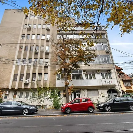 Apartment Small & Chic Close To The Victoriei Square